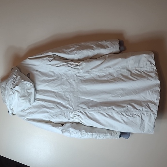 The north face cream arctic parka M very good condition except stains - Picture 7 of 13